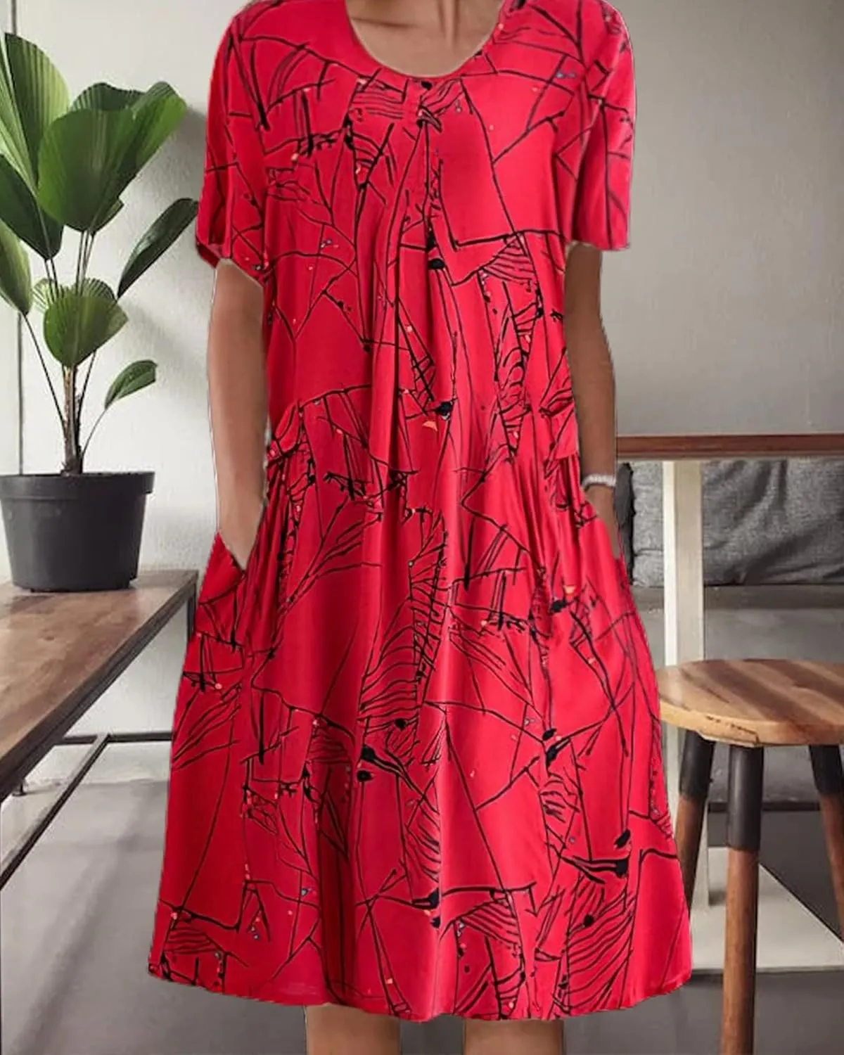 Boho Knee Length Dress for Women Casual Crew Neck Short Sleeve Floral Print Dress Loose A Line Plus Size Pleated Dress