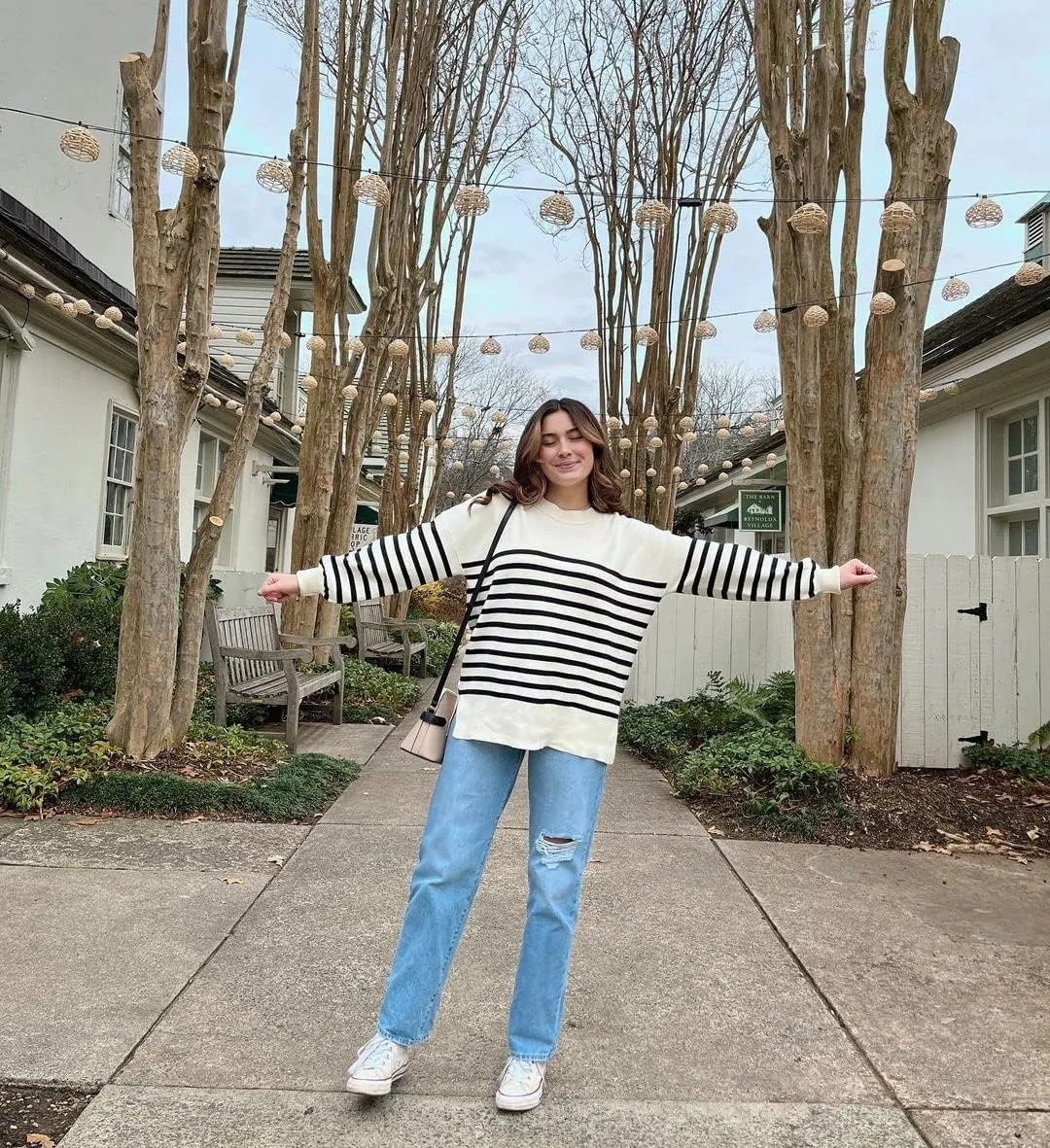 ETCYY Womens Oversized Sweaters Fall 2025 Fashion Clothes Trendy Batwing Sleeve Colorblock Striped Knit Pullover Tops