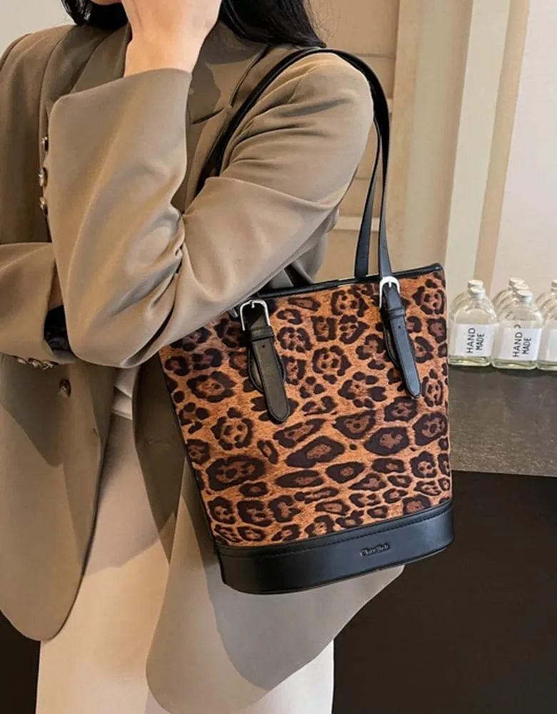 Vintage Furry Shoulder Bags for Women Large Woolen Cloth Tote Purse Trendy Checkered Bucket Handbag Top Handle Satchel
